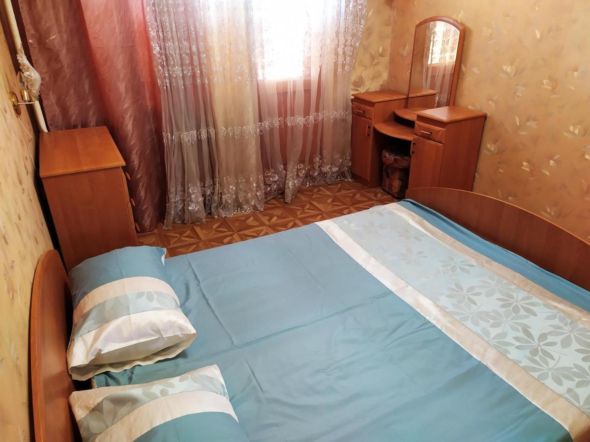 Ильинская 3К Посуточно Почасово Appartement Soemy Buitenkant foto